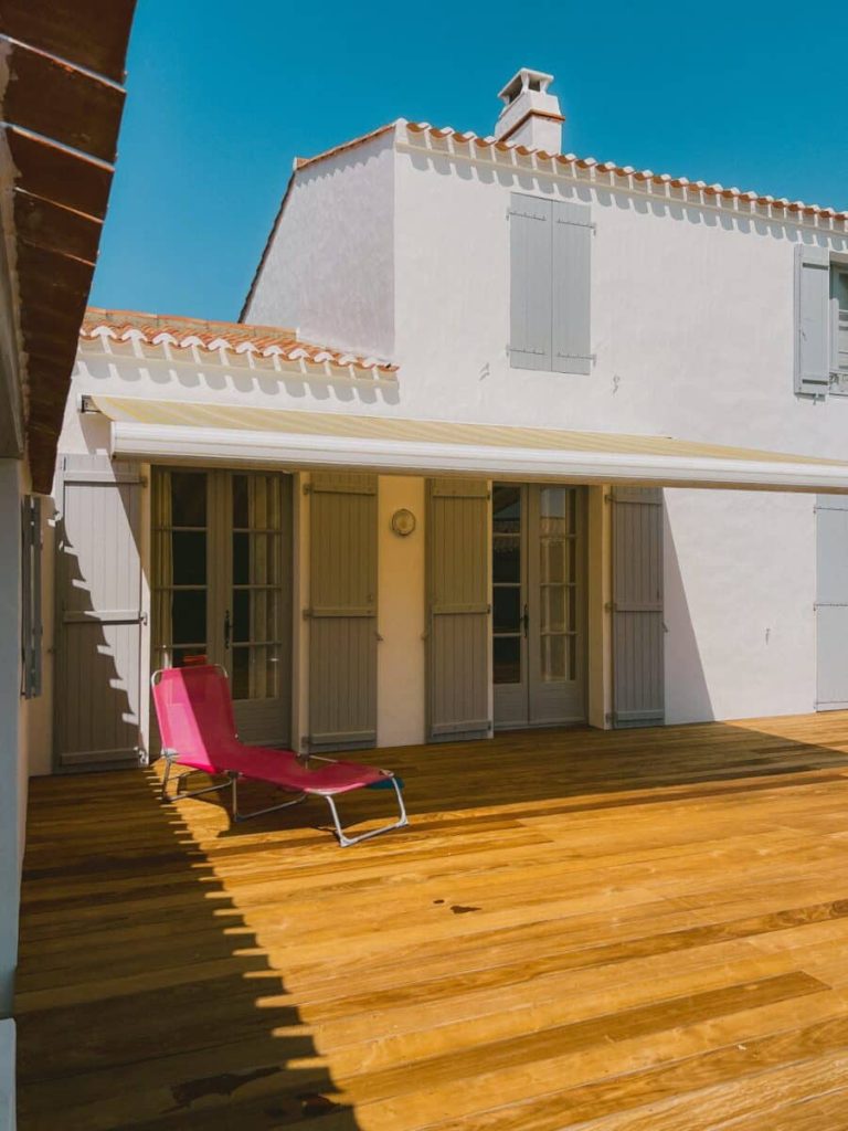 Différentes options de couverture pour pergola en extérieur
