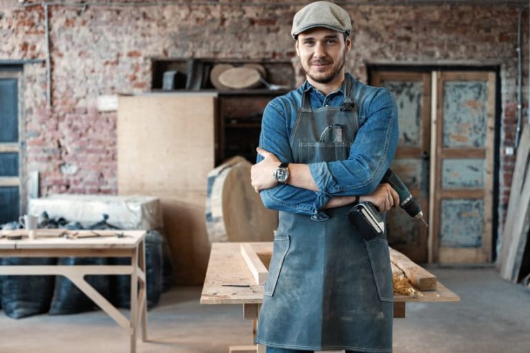Commodes anciennes rénovées avec soin et créativité