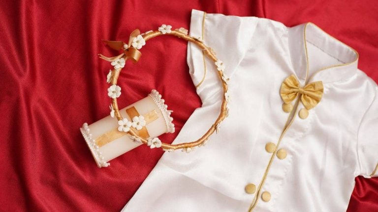 Chaîne en or pour un baptême, symbole de protection et d'amour
