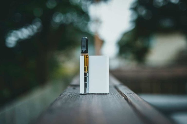 Comparaison entre fournisseur et grossiste de cigarettes électroniques