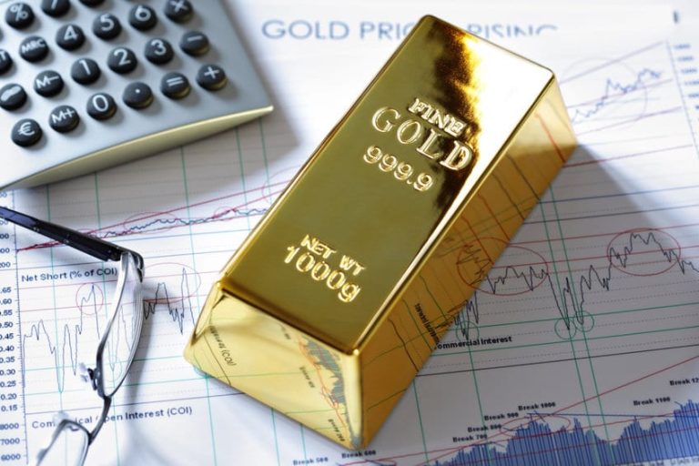 Bijoux en or symbolisant richesse et pouvoir en Belgique