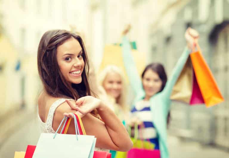 Sacs en papier kraft personnalisés pour renforcer l'image de marque