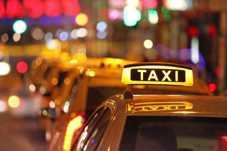 Taxi privé à Martigues prêt pour un week-end agréable