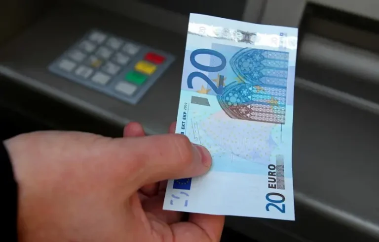 Banques françaises avec les meilleures offres et services