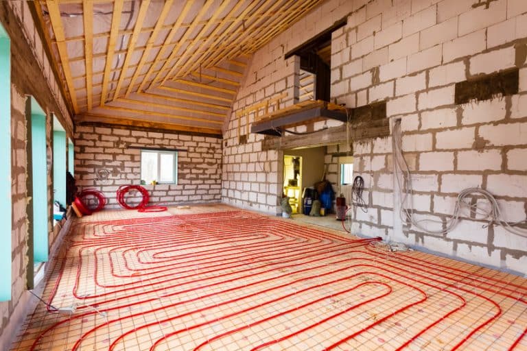 Conseils pour réussir la rénovation de sa maison et optimiser le confort