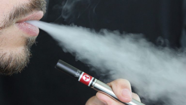 Choisissez la cigarette électronique la mieux adaptée à vos besoins
