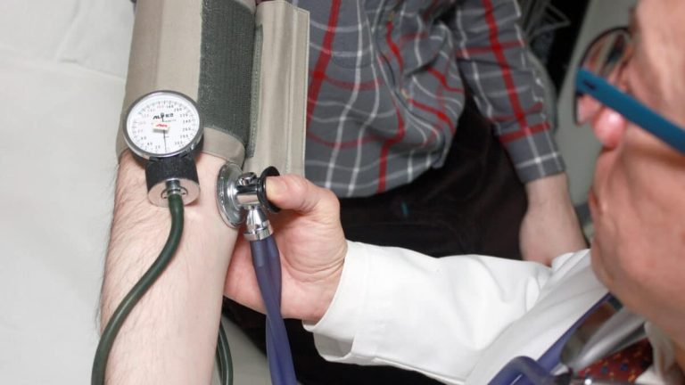 La contre-visite médicale : une solution face à l'absentéisme abusif