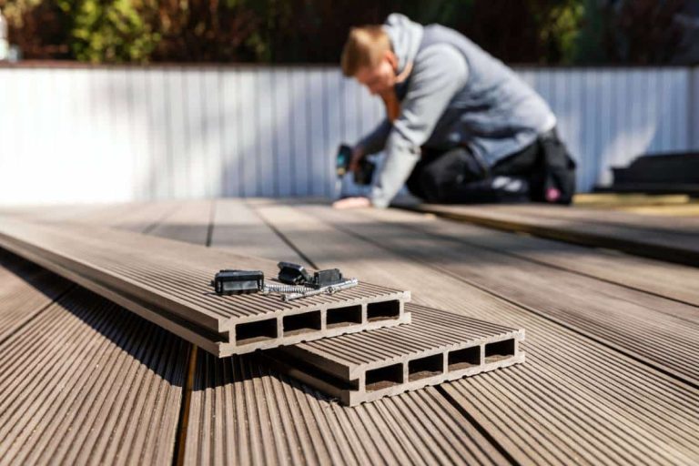Matériel nécessaire pour construire une dalle de terrasse en bois